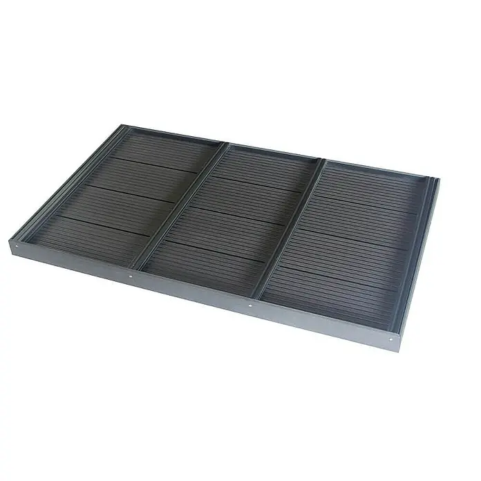 Home Deluxe Terrassenfliese GAIA - 105 cm x 63 cm x 55 mm, Anthrazit, Matt - Graue Metall-Auffangschale mit einem Lattenrost, ideal für den Einsatz im Freien oder in industriellen Umgebungen, um Schmutz und Ablagerungen aufzufangen.