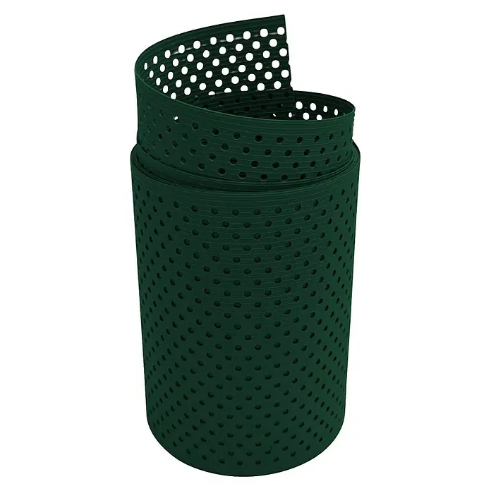 zaun|zu Sichtschutzstreifen Rille Gelocht 15% - 2,55 m x 19 cm x 0,1 cm, Grün - Dunkelgrünes perforiertes Befestigungsband auf einer Rolle, ideal für vielseitige Montage- und Befestigungsanwendungen.