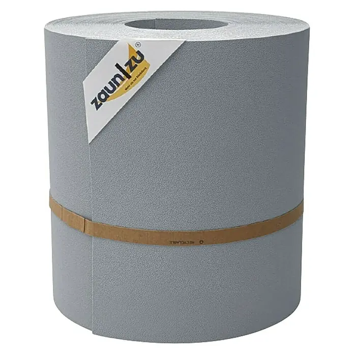 zaun|zu Sichtschutzstreifen Premium Maxi - L x B x H: 26 m x 24 cm x 0,1 cm, Fenstergrau - Eine Rolle Zaunfolie von Zaun/zu in Grau, mit braunem Band umwickelt und einem Zaun/zu-Logo-Aufkleber.