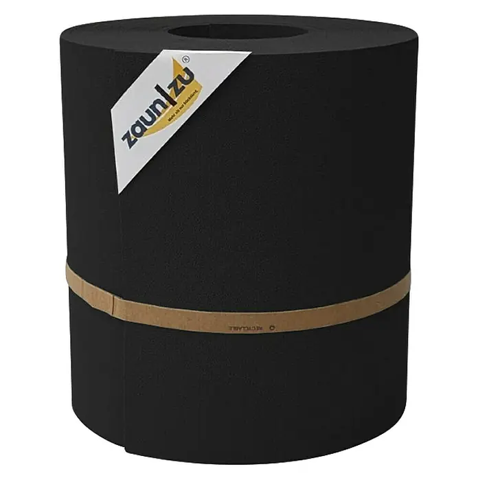 zaun|zu Sichtschutzstreifen Premium Maxi - L x B x H: 26 m x 24 cm x 0,1 cm, Tiefschwarz - Nahaufnahme einer Rolle blickdichter Zaunfolie von Zaun|zu, umwickelt mit einem recycelbaren Kartonband.