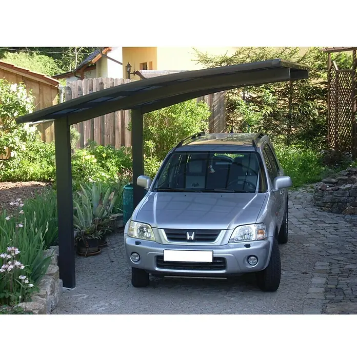 Ximax Carport Portoforte 60 - Außenmaß inkl. Dachüberstand (B x T): 2,7 x 4,95 m, Einzelcarport, Mattbraun, Schneelast: 75 kg/m² - Silberner Honda CR-V unter einem Carport mit dunklem Rahmen, der das Fahrzeug vor Witterungseinflüssen schützt. Praktisch und schützend.