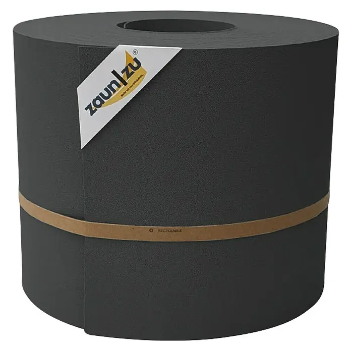 zaun|zu Sichtschutzstreifen Premium Maxi - L x B x H: 50 m x 24 cm x 0,1 cm, Anthrazit - Nahaufnahme einer Zaunblende Rolle, die mit einem Papieretikett und einem Band mit der Aufschrift "Recyclable" versehen ist.