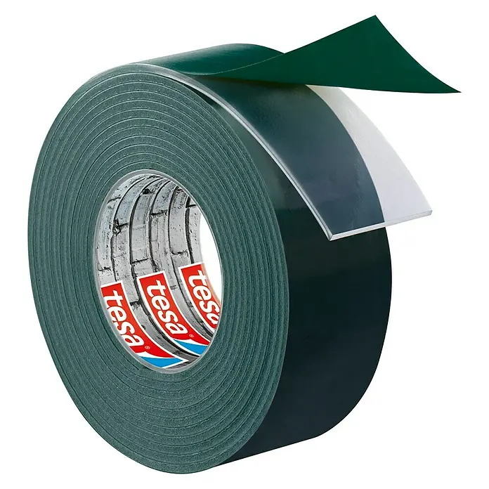 Tesa Montageband - Geeignet für: Mauerwerk, Belastbarkeit pro m: 10 kg, 1,5 m x 19 mm - Nahaufnahme einer Rolle Tesa-Doppelklebeband für starke Haftung, ideal für DIY-Projekte und dauerhafte Befestigungen.