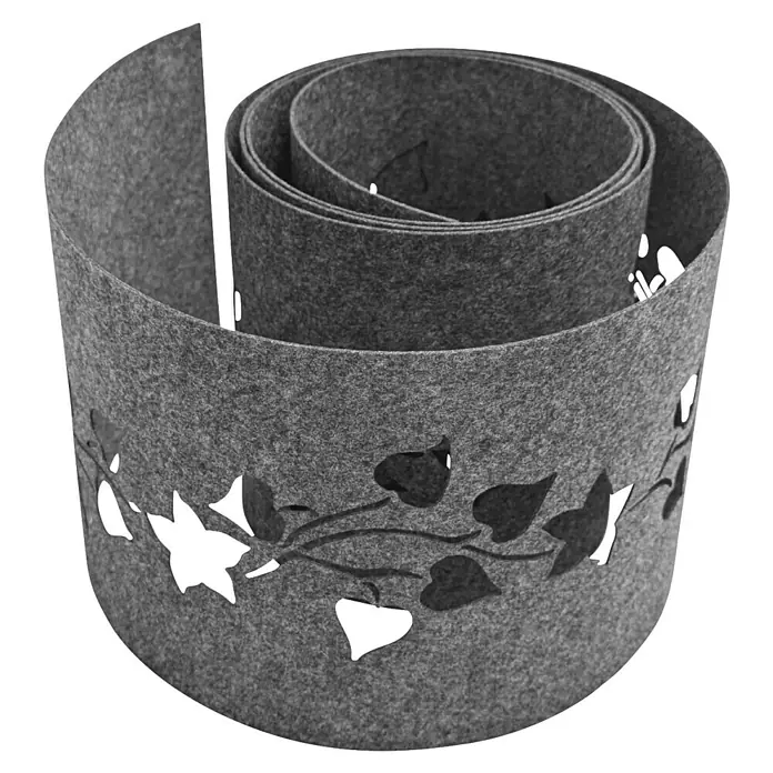 zaun|zu Sichtschutzstreifen Design Floral Variante 2 - 2,6 m x 19 cm x 0,2 cm, Hellgrau - Dekorativer Pflanzgefäßkragen aus grauem Filz mit ausgeschnittenem Blattmuster, ideal für stilvolle Gartengestaltung.