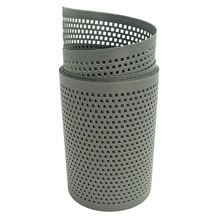 zaun|zu Sichtschutzstreifen Polyal Eco Quadratisch Gelocht - 2,55 m x 19 cm x 0,1 cm, Salbei - Abgebildet ist ein perforierter Rollzaun in Grau, der sich ideal für Garten- und Landschaftsbau eignet.