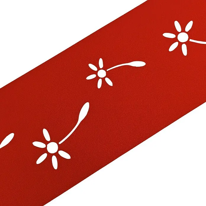 zaun|zu Sichtschutzstreifen Premium Pusteblumen Design - 2,55 m x 19 cm x 0,1 cm, Rot - Nahaufnahme eines roten Bandes mit stilisierten weißen Blumenmustern, ideal für Geschenkverpackungen und festliche Dekorationen.