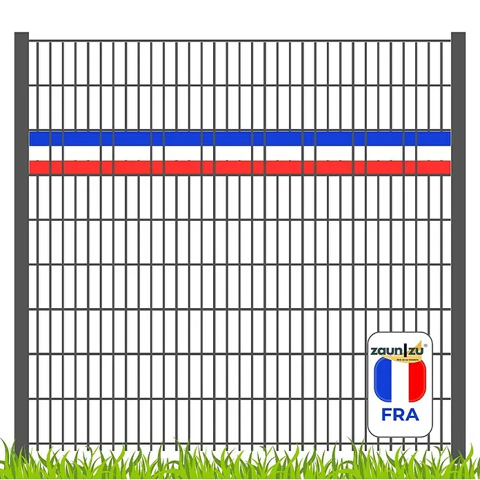 zaun|zu Sichtschutzstreifen Frankreich - 2,55 m x 19 cm x 0,1 cm, Blau/Weiß/Rot, Schmal - Bild eines Zaun-Elements mit blau-weiß-roten Farbakzenten und einem Logo, das auf die Marke oder Herkunft hinweist.