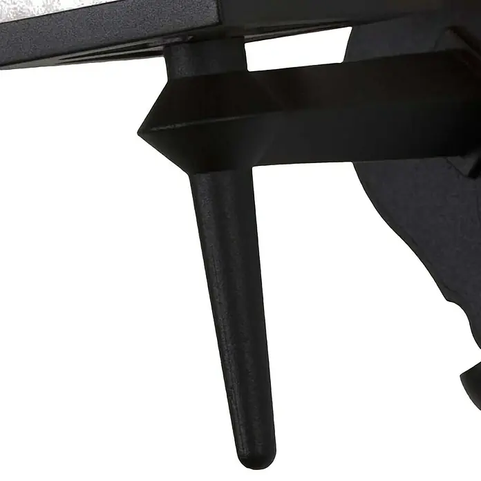 Elstead Außenwandleuchte York - 60 W, 23 x 43,5 x 43,5 cm, Schwarz, IP23 - Detailansicht eines schwarzen Tischbeins, das Stabilität und modernes Design vereint. Perfekt für minimalistische Einrichtungen.