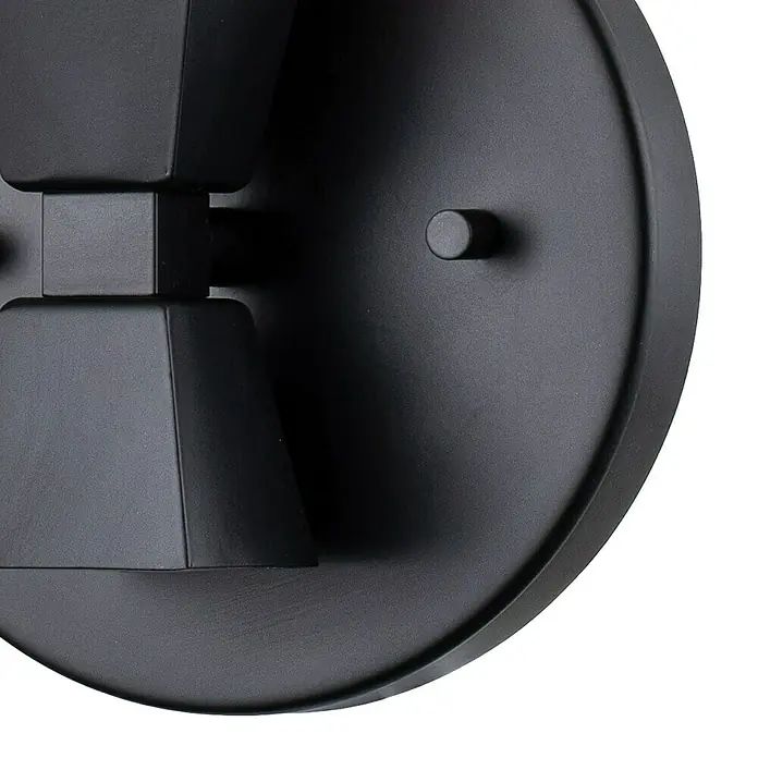 Elstead LED-Wandleuchte Bowtie - 3 W, L x B x H: 10,2 x 15,2 x 24,8 cm, Schwarz - Nahaufnahme einer schwarzen Wandleuchte. Das schlichte Design und die matte Oberfläche verleihen ihr ein modernes Aussehen.