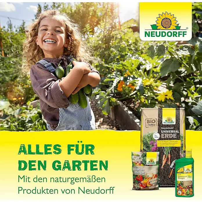 Neudorff Pflanzenstärkungsmittel Algan Wachstumshilfe - 250 ml - Fröhliches Mädchen mit Neudorff-Gartenprodukten. Alles für den Garten mit den naturgemäßen Produkten von Neudorff: Erde, Dünger, und mehr.