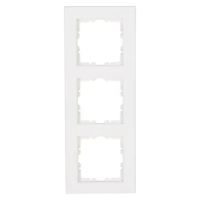 Abdeckrahmen - Reinweiß, 3-fach, Kunststoff - Weiße Dreifach-Schalterabdeckung zur Installation von Lichtschaltern oder Steckdosen. Stilvolles und funktionales Design.