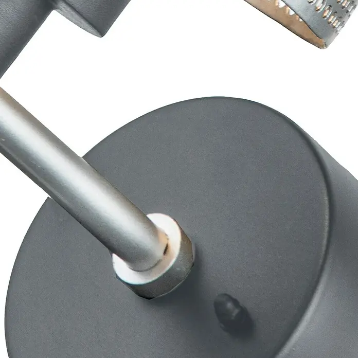 Elstead Außenwandleuchte Saturne - 60 W, 29,5 x 22,1 x 22,1 cm, Grau, IP44 - Nahaufnahme einer grauen Wandleuchte mit silbernem Arm und LED-Beleuchtung, die ein modernes und minimalistisches Design zeigt.