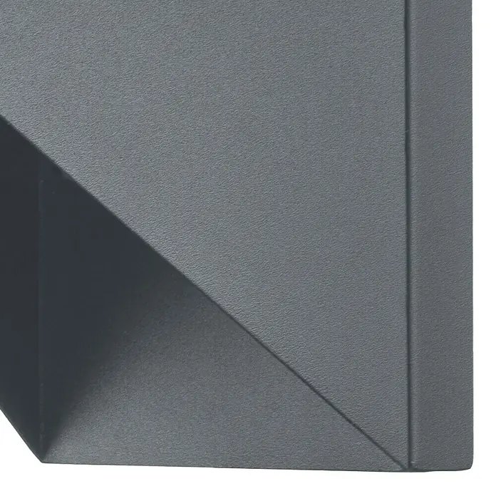 Elstead Außenwandleuchte Portofino - 60 W, 24,7 x 19,7 x 19,7 cm, Grau, IP44 - Nahaufnahme einer eleganten, anthrazitfarbenen Wandleuchte, die modernes Design und subtile Beleuchtung für stilvolle Akzente vereint.