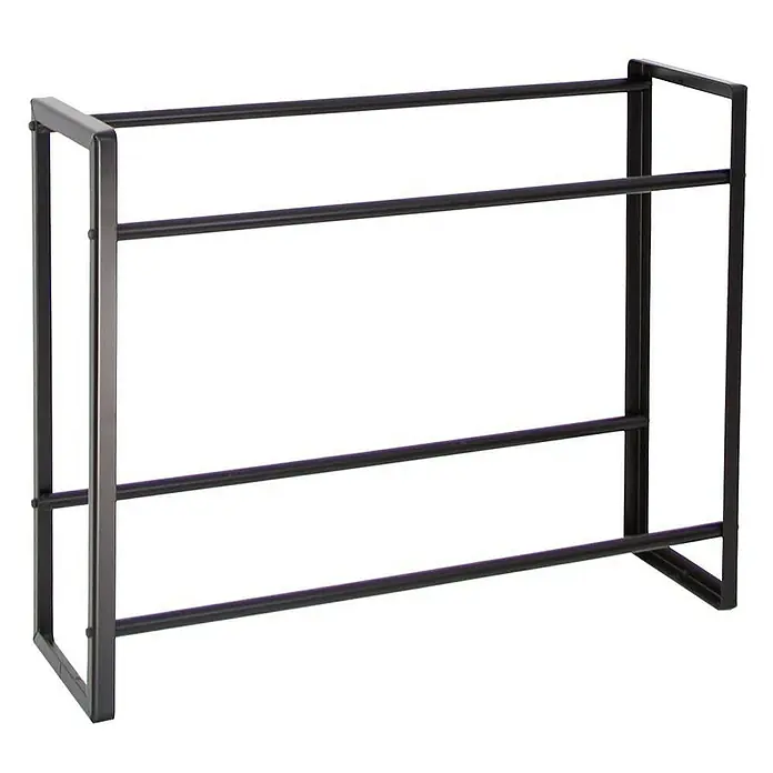 Proregal Getränkekistenregal Königssee - H x B x T: 82 x 105 x 32 cm, Traglast pro Boden: 100 kg, Anzahl Böden: 2 Stk., Schrauben, Schwarz - Schwarzes Metall-Schuhregal mit drei Ebenen. Ideal für die Aufbewahrung von Schuhen und zur Organisation des Eingangsbereichs.