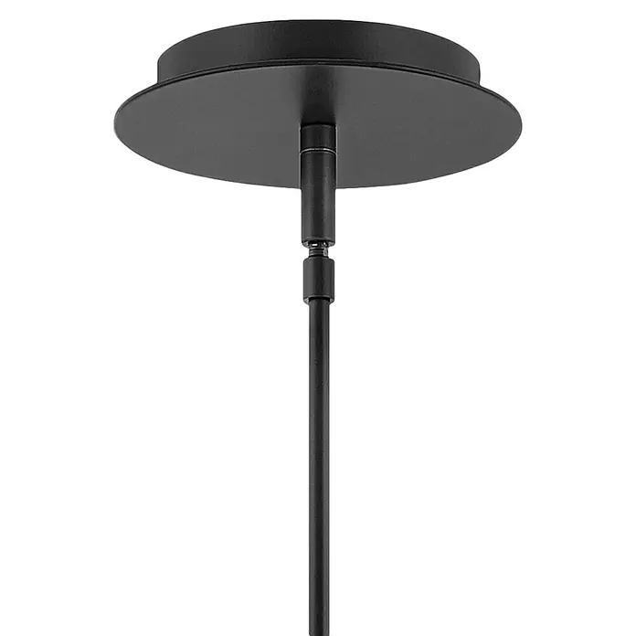 Elstead LED-Pendelleuchte Dax - 8 W, L x B x H: 12,7 x 12,7 x 20,3 cm, Schwarz - Nahaufnahme einer schwarzen Pendelleuchte, die von der Decke hängt und ein modernes, minimalistisches Design aufweist.