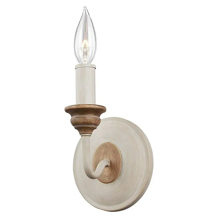 Elstead Wandleuchte Hartsville - 40 W, L x B x H: 10,2 x 11,4 x 19,4 cm, Weiß, E14 - Nahaufnahme einer Wandleuchte im Vintage-Stil mit einer zarten Kerzenbirne, die ein warmes, einladendes Licht verbreitet.