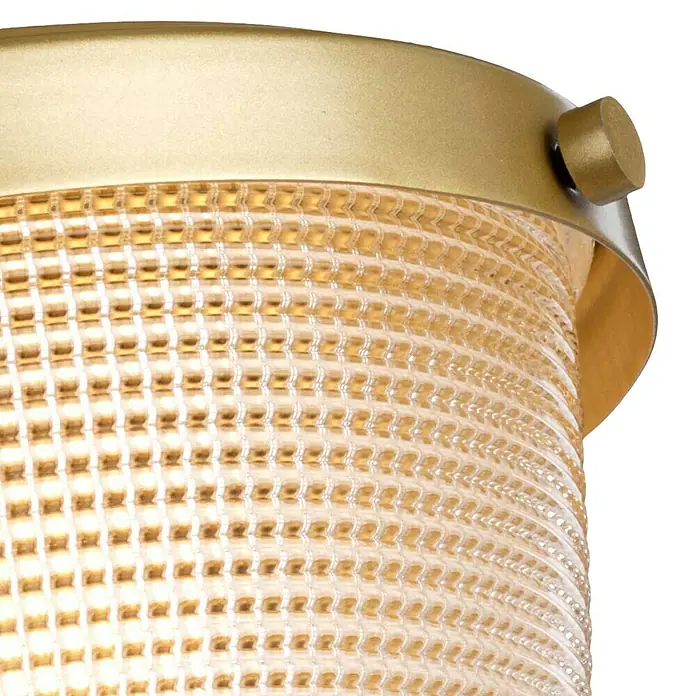 Elstead Deckenleuchte Dublin - 40 W, L x B x H: 18,2 x 18,2 x 20,5 cm, Messing, E27 - Nahaufnahme einer stilvollen Deckenleuchte mit goldenem Finish und gemustertem Lampenschirm, die ein warmes, einladendes Licht verbreitet.