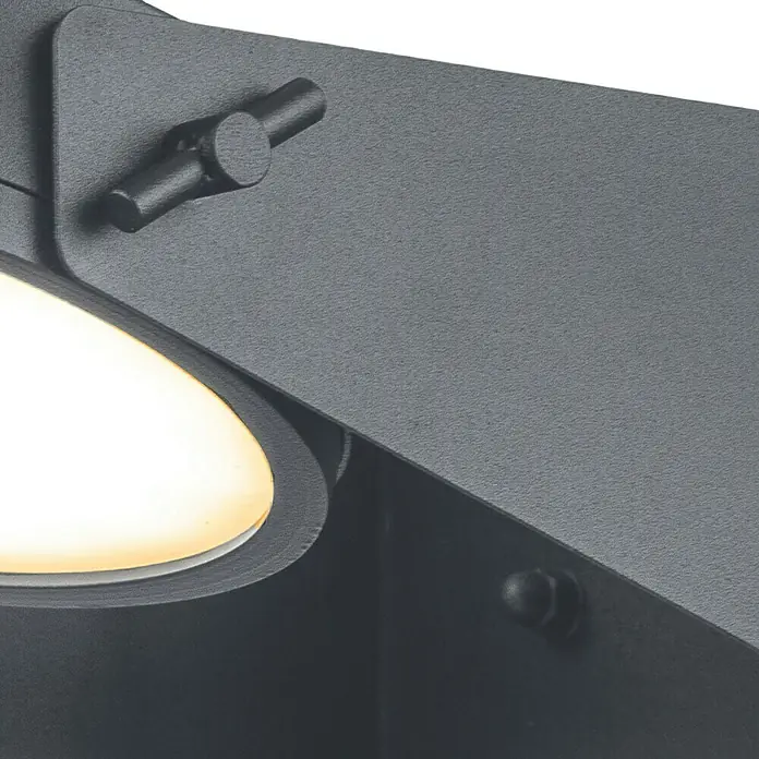 Elstead LED-Außenwandleuchte Zola - 16,5 W, 23,2 x 8,1 x 8,1 cm, Grau, IP44 - Nahaufnahme einer modernen, grauen Deckenleuchte mit warmweißem Licht und verstellbarem Gelenk für flexible Ausrichtung.