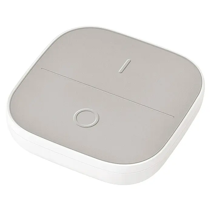 Philips Wiz Fernbedienung smarter Connected Button - Weiß - Nahaufnahme eines quadratischen, weißen Smart Home-Geräts mit grauer Oberseite, das eine moderne und minimalistische Ästhetik aufweist.