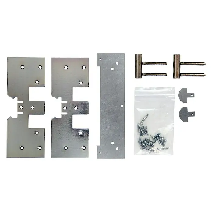 GetaDoor Zargen-Umrüst-Set - Geeignet für: Wohnungseingangstüren, Passend für: GetaDoor Zargen - Nahaufnahme eines Türbeschlagsatzes, bestehend aus Metallplatten, Stiften, Schrauben und anderen Montageteilen auf schwarzem Hintergrund.