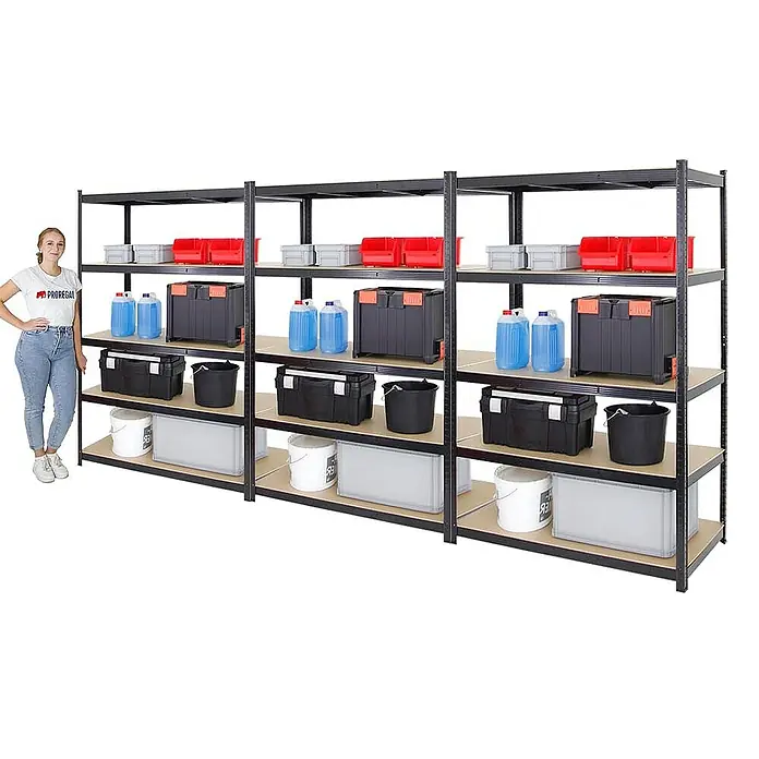 Proregal Schwerlastregal Mega Deal TAURUS 3 Stück - Traglast pro Boden: 175 kg, Anzahl Böden: 5 Stk., Stecken, Schwarz - Abbildung eines großen Lagersystems mit mehreren Regalen, gefüllt mit verschiedenen Behältern und Kanistern, ideal für die Organisation.
