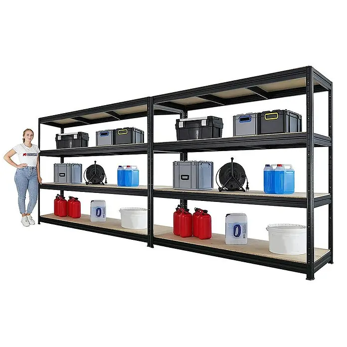 Proregal Schwerlastregal Mega Deal DINO - H x B x T: 180 x 200 x 60 cm, Traglast pro Boden: 500 kg, Anzahl Böden: 4 Stk., Stecken, Schwarz - Ein langes Regal mit vier Ebenen ist mit Kisten und Kanistern gefüllt. Das Regal ist ein praktisches Aufbewahrungsmöbel.