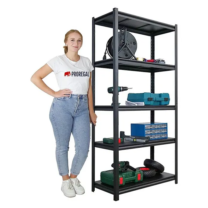 Proregal Schwerlastregal Mega Deal Thorin - Traglast pro Boden: 350 kg, Anzahl Böden: 5 Stk., Stecken, Schwarz - Abbildung eines Proregal-Lagerschranks mit fünf Ebenen, auf denen Werkzeuge und Ausrüstung abgestellt sind.