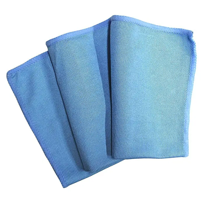 Flinka Profi-Line Mikrofasertuch - 5 Stk., 32 x 32 cm, Blau - Nahaufnahme von drei blauen Mikrofasertüchern, die übereinander liegen und sich für Reinigungsarbeiten eignen.