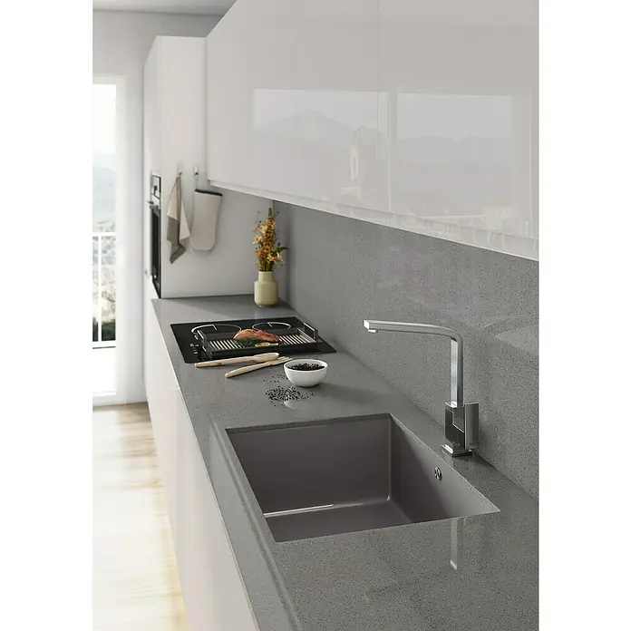 Atron Fregadero encastrable Ocean - 43,6 x 54,6 cm, Plomo, Brillante - Diseño elegante de cocina con fregadero gris, grifo moderno y encimera de alta calidad, complementado con placa de cocción y utensilios de cocina.