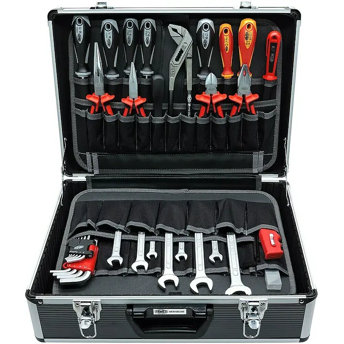 Famex Werkzeugkoffer - L x B x H: 46 x 35,5 x 16 cm, 230 -tlg. - Werkzeugkoffer von Cimco, gefüllt mit Schraubendrehern, Zangen und Schraubenschlüsseln, die ordentlich in Fächern verstaut sind.