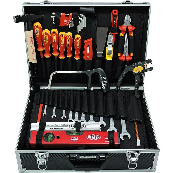 Famex Werkzeugkoffer - L x B x H: 45,5 x 35,5 x 16 cm, 31 -tlg. - Werkzeugkoffer von Famex mit einer Vielzahl von Werkzeugen wie Hammer, Schraubendreher und Zangen.