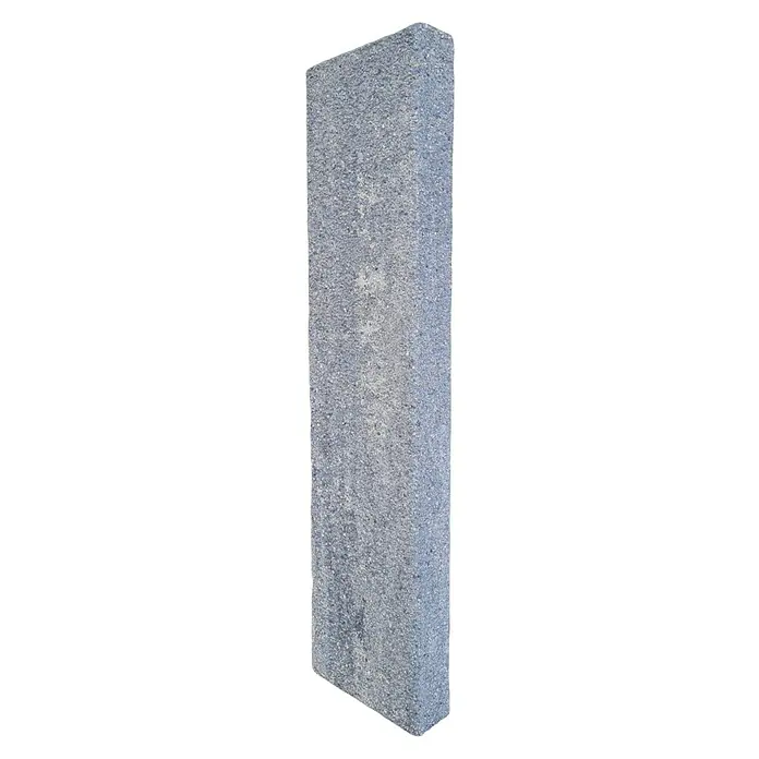 Diephaus Palisade Niles - 100 x 25 x 8 cm, Graphit, Beton - Grauer, rechteckiger Betonstein für Bauprojekte. Der robuste Stein eignet sich für verschiedene Anwendungen im Innen- und Außenbereich.