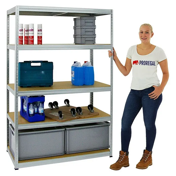 Proregal Schwerlastregal Mega Deal Big Elephant M - Traglast pro Boden: 250 kg, Anzahl Böden: 5 Stk., Stecken, Verzinkt - Ein vielseitiges Metallregal mit fünf Ebenen, beladen mit verschiedenen Gegenständen, ideal für Lagerung und Organisation in Werkstatt oder Keller.