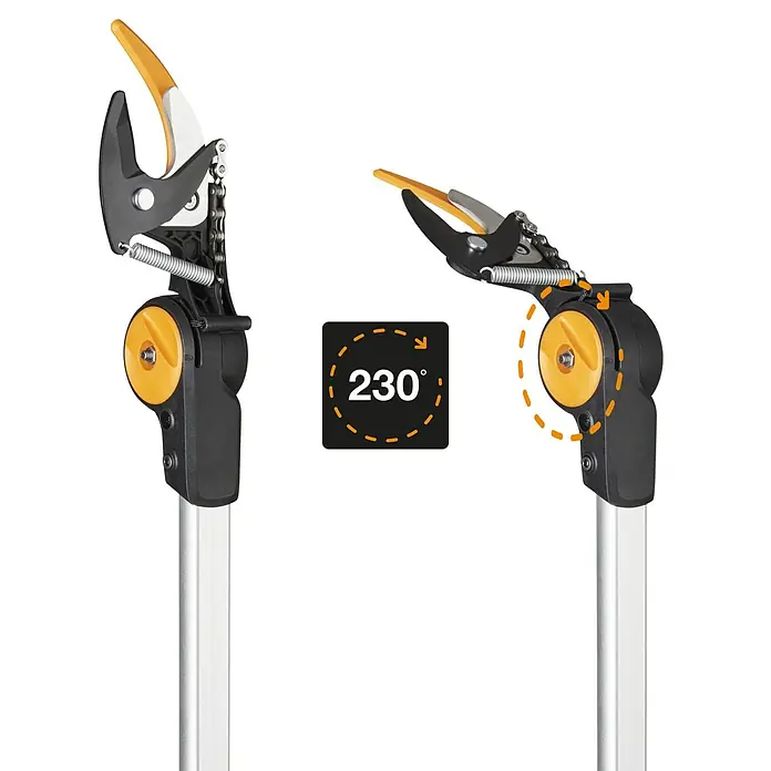 Fiskars Teleskop-Schneidgiraffe UPX86 - Max. Aststärke: 32 mm - Die Fiskars Baumsäge mit einer um 230° drehbaren Sägeblattverstellung für präzises Schneiden von Ästen in verschiedenen Winkeln.