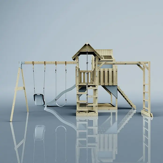 OutdoorToys Kinderspielturm Polarplay Emma - L x B x H: 490 x 503 x 291 cm, Blau - Ein detailreiches Bild eines Holzspielplatzes mit Schaukeln, Rutsche und Kletterturm, ideal für den Garten und aktive Kinder.