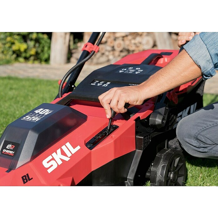 Skil PWRCore 20V Accu Grasmaaier + Gratis Accu Compressor (36 V, 2 accu's, 4 Ah, Snijbreedte: 43 cm) | BAUHAUS
