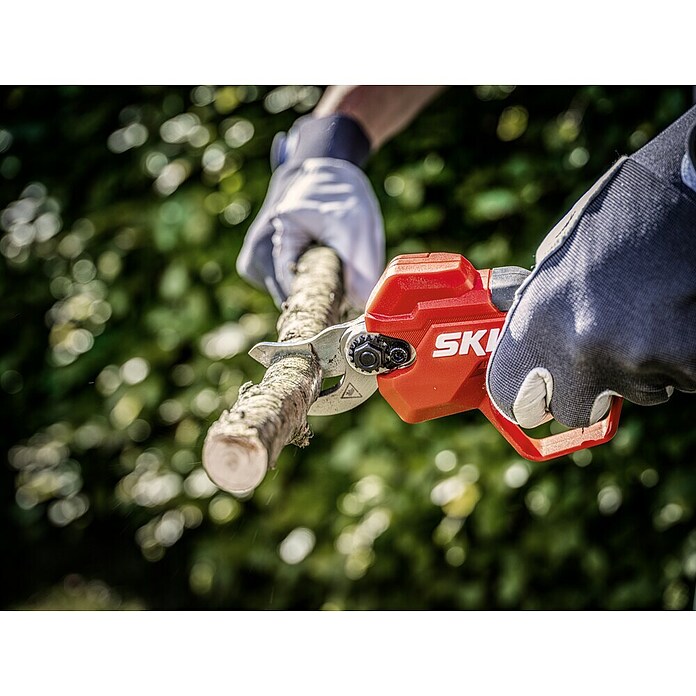Skil PWRCore 20V Accu-snoeischaar 0620 CA (20 V, Li-ion, Excl. accu, Max. takdikte: 28 mm) | BAUHAUS