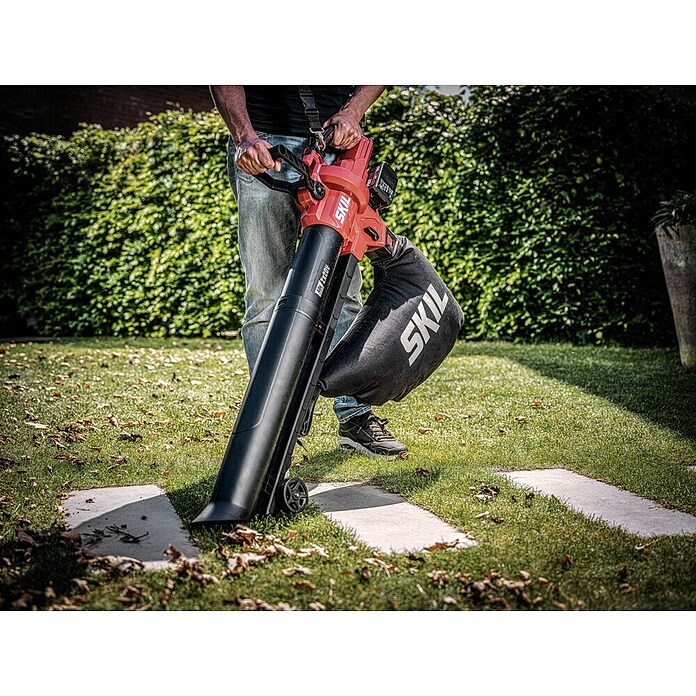 Skil PWRCore 20V Accubladzuiger/-bladblazer + Gratis Accu Compressor (20 V, Excl. accu, Blaasvolume: 720 m³/u, Blaassnelheid: 250 km/u) | BAUHAUS