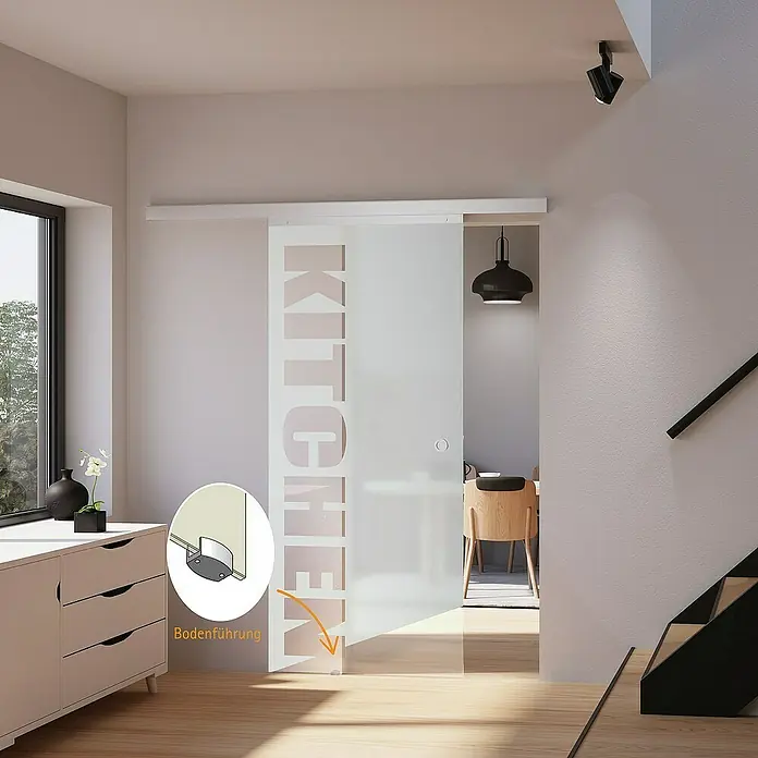 Inova Schiebetür-Komplettset Glasschiebetür ESG teil satiniert 880 x 2035 mm mit Softclose - 880 x 2.035 mm - Das Bild zeigt eine moderne Glasschiebetür mit der Aufschrift "KITCHEN", die einen stilvollen Zugang zur Küche ermöglicht.