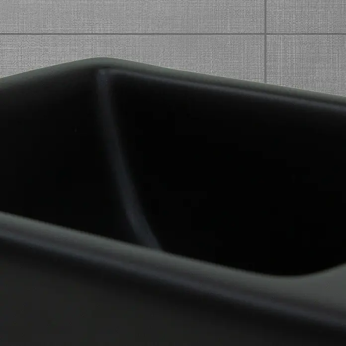 LuxeBath Aufsatzwaschbecken Handwaschbecken 35,5x20,5x12,5 cm Schwarz Ablaufgarnitur Schwarz - Ohne Spezialglasur, Schwarz - Naheaufnahme eines eleganten, schwarzen Spülbeckens, das modernes Design und Funktionalität in sich vereint. Ideal für jede Küche.
