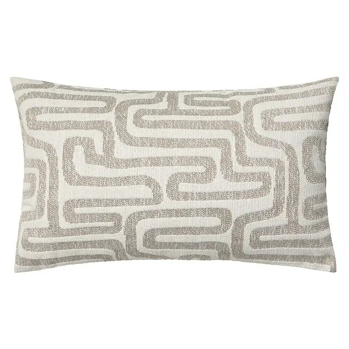 Cojín Art - 50 x 30 cm, Textil, Beige, Rectangular - Cojín decorativo con un patrón abstracto de laberinto beige sobre fondo crema, que añade un toque elegante a cualquier habitación.