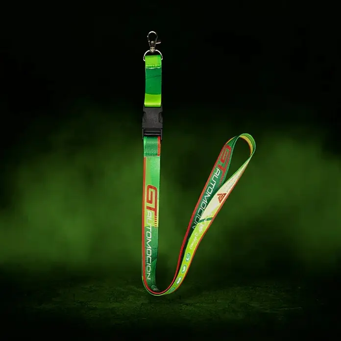 GT Automoción Limpiador concentrado Pack CEO - 1.000 ml, 3 pzs. - Cinta verde GT Automoción con clip y diseño vibrante, ideal para llaves o identificaciones. Un accesorio elegante y práctico.