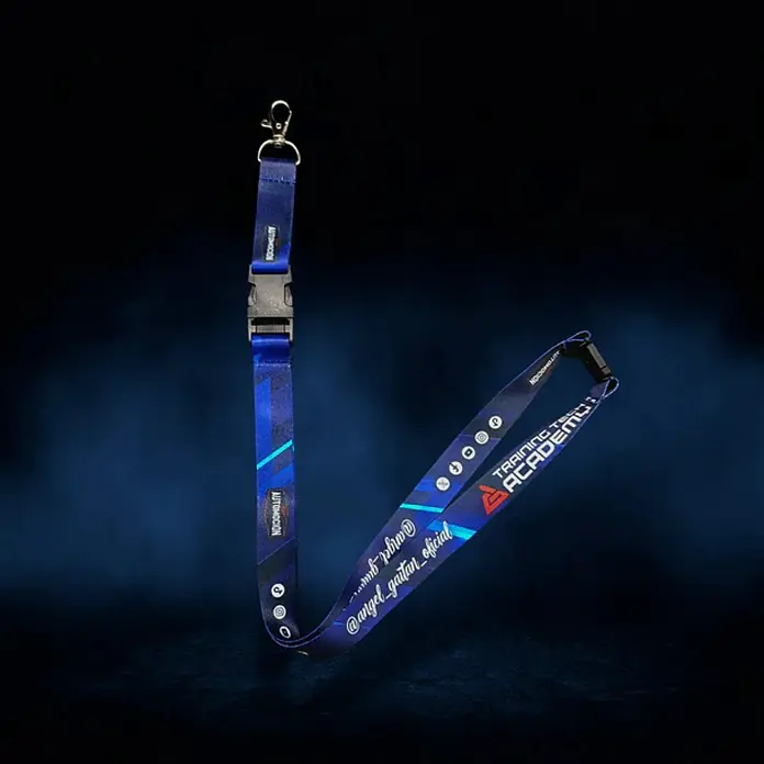 GT Automoción Limpiador concentrado Pack CEO - 1.000 ml, 3 pzs. - Lanyard azul con estampados y logos, perfecto para el uso diario o promocional.