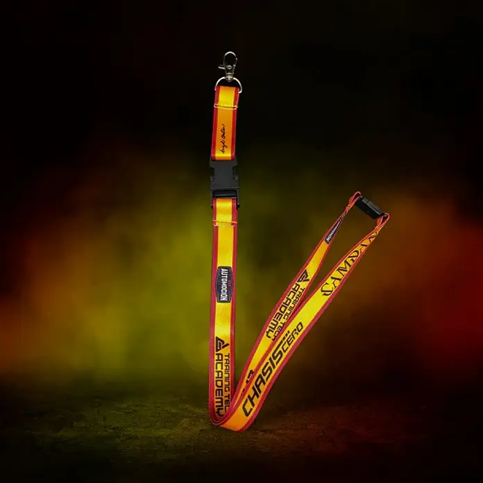 GT Automoción Limpiador concentrado Pack CEO - 1.000 ml, 3 pzs. - Cordón amarillo impreso con "Training Tech Academy" y las palabras "Chasis Cero" y "Automoción".