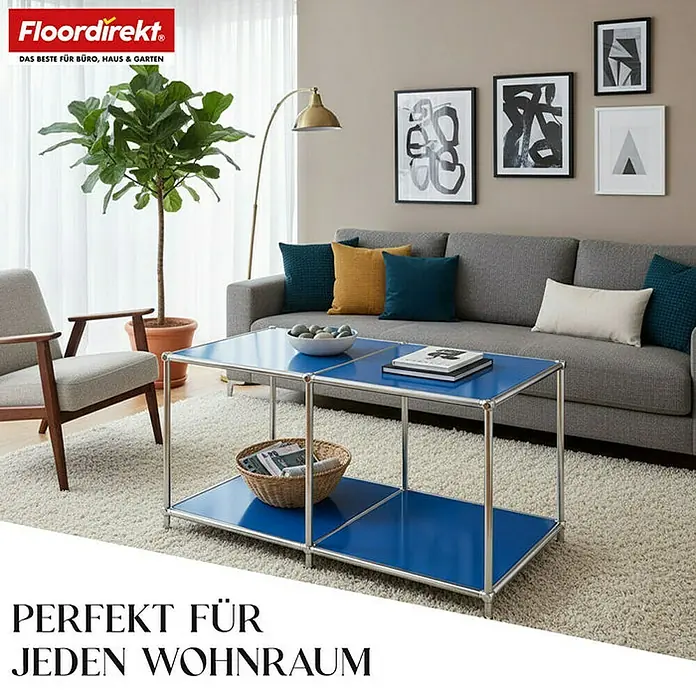 Floordirekt Metallregal Concept Epure MK-016 - 78 x 40 x 46 cm Blau - Anzahl Böden: 2 Stk., Schrauben, Blau - Wohnzimmer mit grauem Sofa, Sessel und blauem Couchtisch von Floordirekt. Der Tisch hat zwei Ebenen und ist mit Deko-Objekten versehen.