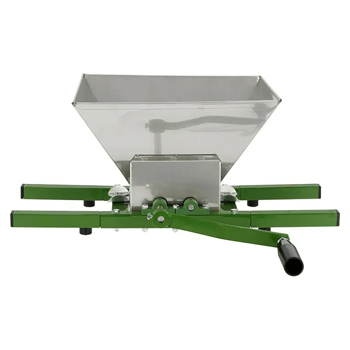 Güde Obstmühle OM 7 - Fassungsvermögen: 7 l - Nahaufnahme einer Obstmühle mit Trichter und grünen Streben. Ideal für die Saftherstellung mit hochwertigen Materialien.