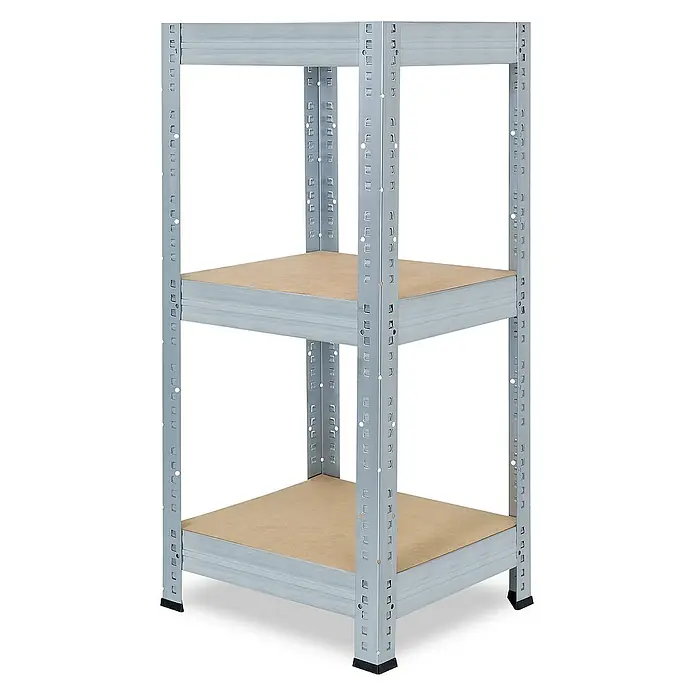 shelfplaza Schwerlastregal PRO - H x B x T: 90 x 30 x 30 cm, Traglast pro Boden: 200 kg, Stecken, verzinkt - Bild eines silbernen Metallregals mit zwei Holzböden, das für Lagerzwecke im Haus oder in der Garage verwendet werden kann.