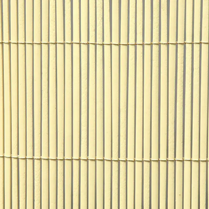 Gardol Balkonsichtschutz Superior - Natur, Bambus Optik, 300 x 90 cm - Nahaufnahme einer Bambusmatte mit feinen, vertikalen Bambusstäben, die durch horizontale Schnüre verbunden sind.