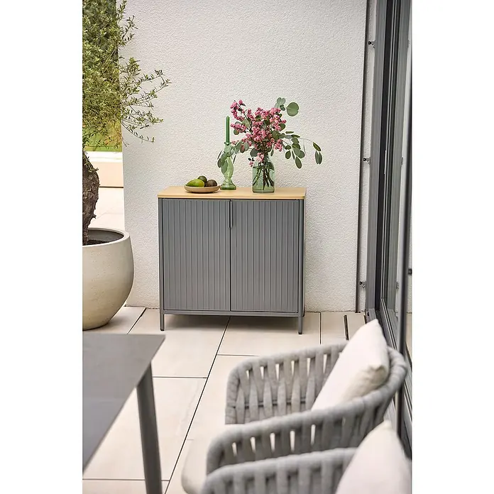 Sunfun Solo Garten-Aufbewahrungschrank - L x B x H: 90 x 46 x 86 cm, Stahl, Polywood, Night-Grey - Stilvoller grauer Outdoor-Schrank mit Holzplatte, dekoriert mit Blumen und Früchten, ideal für die Terrasse.