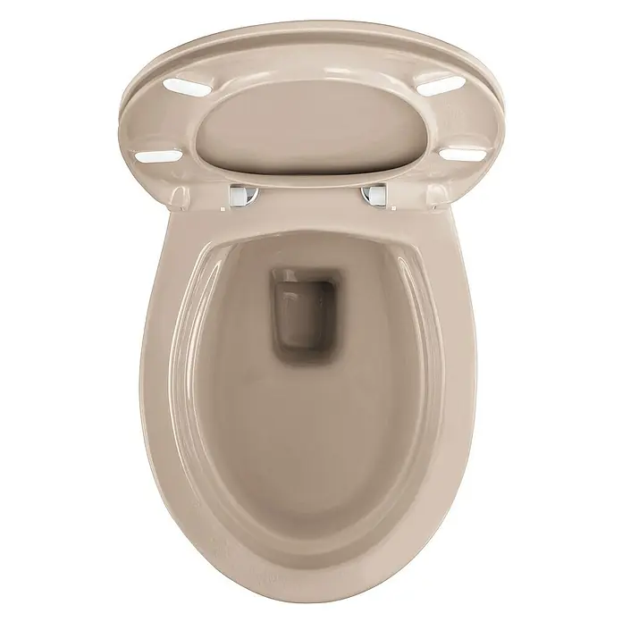 Calmwaters Wand-WC Spülrandlos mit Erhöhung - Spülrandlos, Ohne Spezialglasur, Spülform: Tief, WC Abgang: Waagerecht, Bahamabeige - Draufsicht einer beigefarbenen Toilette mit offenem Deckel, die ein schlichtes und funktionales Design zeigt.